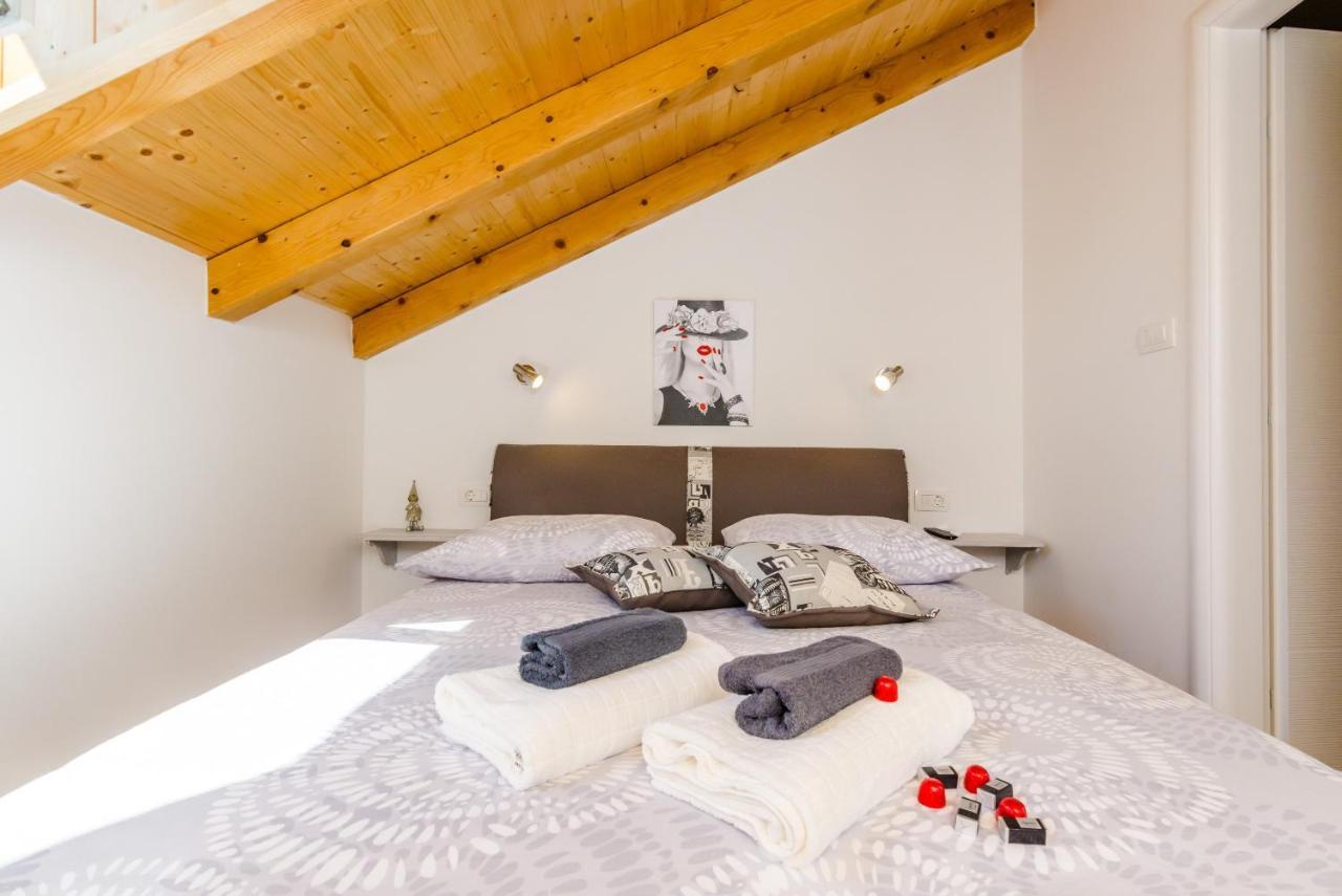 Guest House Nikolina Dubrovnik Bagian luar foto